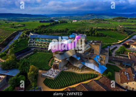 Extérieur de marques de Riscal Hotel Winery - la Rioja Alavesa, Alava, Araba Euskal herria, Euskadi Espagne. L'activité de loisirs est située principalement dans t Banque D'Images