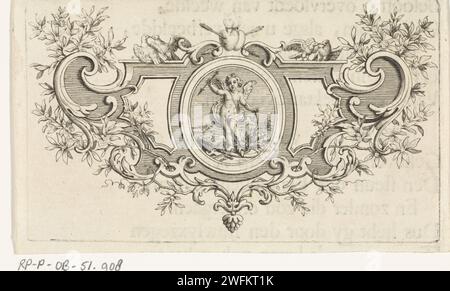 Triomferende Amor, Bernard Picart (atelier de), après Bernard Picart, 1725 estampe Amor montre sa flèche et son arc en Triomphe, debout sur toutes sortes de choses terrestres comme une couronne et une palette de peinture. Au-dessus du médaillon la devise : Omnia Vincit Amor (l'amour surmonte tout). Le spectacle est couronné par deux cœurs brûlants. Autour de l'ornement de performance des vignes de feuilles. gravure sur papier / gravure / impression typographique ornements  art. feuillage, vrilles, branches  ornement. 'Omnia vincit Amor', Amour le conquérant, Amour triomphant Banque D'Images