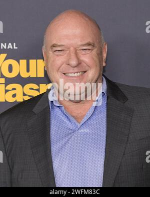 30 janvier 2024, West Hollywood, Californie, États-Unis : Dean Norrisr participe à la saison 12 de HBO ''Curb Your Enthusim''. (Image de crédit : © Billy Bennight/ZUMA Press Wire) USAGE ÉDITORIAL SEULEMENT! Non destiné à UN USAGE commercial ! Banque D'Images