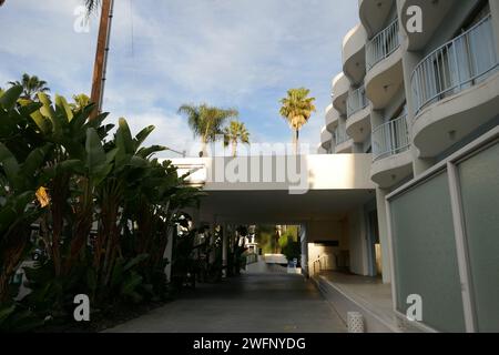 West Hollywood, Californie, USA 30 janvier 2024 vue générale De l'atmosphère l'hôtel Standard a fermé ses portes au 8300 Sunset Blvd le 30 janvier 2024 à West Hollywood, Californie, USA. Photo de Barry King/Alamy stock photo Banque D'Images