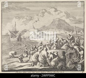 Paulus prie à la plage de tire, Jan Luyken, 1700 imprimer Paul, agenouillé entre un groupe de croyants sur la plage de tire. En arrière-plan la ville de tire et un grand voilier. Papier d'Amsterdam gravant Paul à Tyr ; prière et prise de congé sur le rivage Banque D'Images