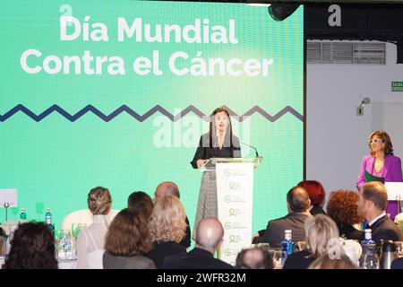 Madrid, Espagne. 01 février 2024. Reine Letizia participe à l'événement contre le cancer dans la ville de Madrid, Madrid 1 février 2024 crédit : CORDON PRESSE/Alamy Live News Banque D'Images