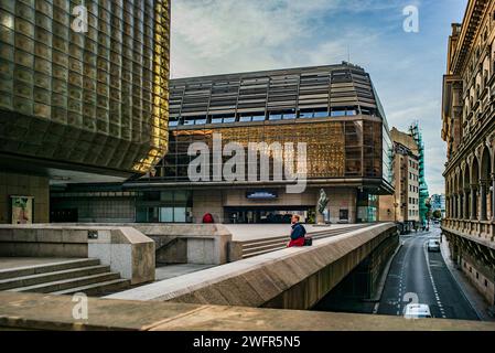 Praha, République tchèque, 29 octobre 2023, bâtiment nova scena *** Praha, Tschechische Republik, 29. Oktober 2023, nova scena Gebäude Copyright : xWolfgangxSimlingerx Banque D'Images