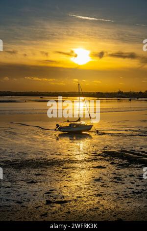 Bateaux sur la rivière Blackwater à Heybridge Basin Banque D'Images