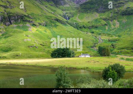 Lone scottish House dans la vallée de Glencoe, Highlands of Scotland, Royaume-Uni Banque D'Images