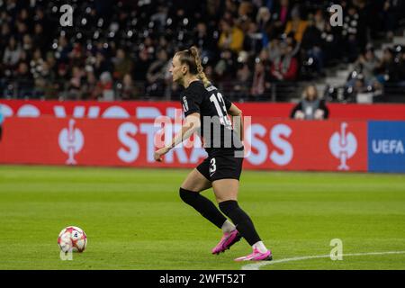 Virginia Kirchberger (Eintracht Frankfurt, 13) ; UEFA Womens Championsleague - match Eintracht Frankfurt contre FC Rosengard Am 31.01.24 à Francfort Banque D'Images