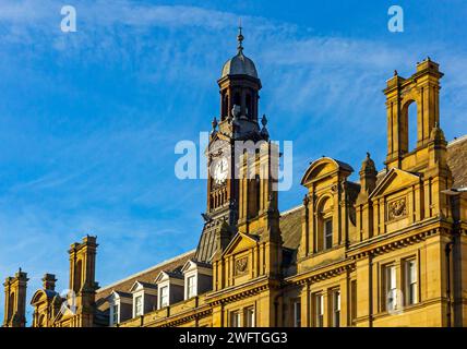 Tour de l'horloge de Leeds General Post Office Angleterre construit en 1896 conçu par Sir Henry Tanner dans un style classique et maintenant classé grade II. Banque D'Images