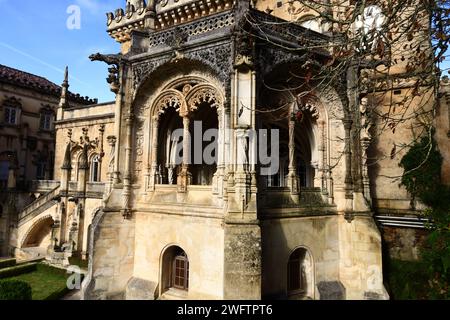 Convento de Santa Cruz do Buçaco est un ancien monastère carmélite situé dans la Mata Nacional do Buçaco Banque D'Images