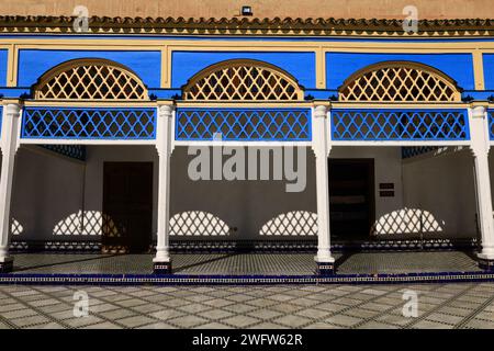 Le palais de la Bahia est un palais du milieu à la fin du 19e siècle situé à Marrakech, au Maroc Banque D'Images