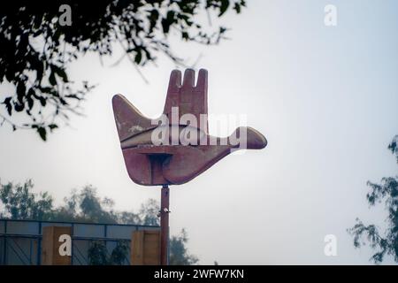 sculpture à l'entrée de chandigarh la belle ville montrant ce territoire de l'union punjab haryana belle destination touristique Banque D'Images