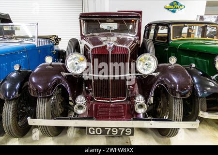 Comet 18 Saloon 2470 CC voiture vintage (1931) par la Star Motor Company dans les hangars de véhicules, Black Country Living Museum, Dudley, West Midlands, Angleterre Banque D'Images