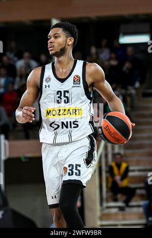 Monaco, Monaco. 31 janvier 2024. Le joueur de Belgrade #35 Perry Dozier est vu lors du match de basket Turkish Airlines Euroleague entre L'AS Monaco et le KK Partizan Belgrade dans la salle Gaston Medecin à Monaco le 31 janvier 2024. Photo de Laurent Coust/ABACAPRESS.COM crédit : Abaca Press/Alamy Live News Banque D'Images