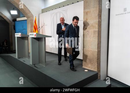 Février, 01 2024 Barcelone, Espagne Barcelone- urgence due à la sécheresse en catalogne le gouvernement de la Generalitat décréte un état d'urgence en raison de la sécheresse dans la région métropolitaine, imposant des restrictions qui affectent plus de 6 millions de personnes. Ces restrictions toucheront tous les secteurs de la société. La Generalitat estime que, s'il ne pleut pas, la Catalogne n'a plus que 15 mois de réserves d'eau." "El gobierno de la Generalitat decreta el Estado de emergencia por seq&#xed;a en el área metropolitana, imponiendo restricciones que afectan a más de 6 millones Banque D'Images