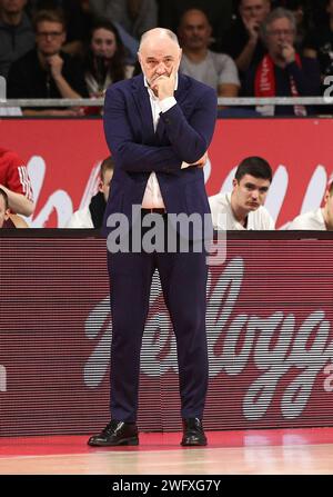 Pablo Laso (Bayern Basketball, Cheftrainer) ist enttaeuscht. GER, FC Bayern Basketball vs Olympiakos Piraeus, Basketball, Euroleague, saison 2023/2024, 01.02.2024, photo : Eibner-Pressefoto/Marcel Engelbrecht Banque D'Images