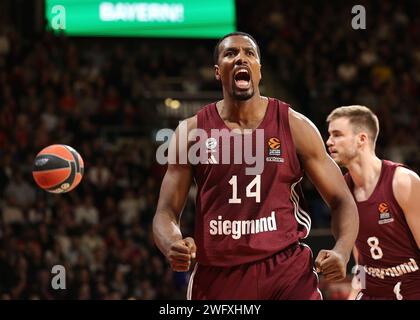 Serge Ibaka (Bayern Basketball, #14) Schreit. GER, FC Bayern Basketball vs Olympiakos Piraeus, Basketball, Euroleague, saison 2023/2024, 01.02.2024, photo : Eibner-Pressefoto/Marcel Engelbrecht Banque D'Images