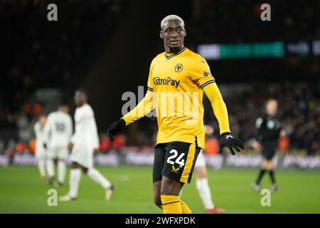 1 février 2024 ; Molineux Stadium, Wolverhampton, West Midlands, Angleterre; premier League football, Wolverhampton Wanderers contre Manchester United ; Toti Gomes of Wolves Banque D'Images