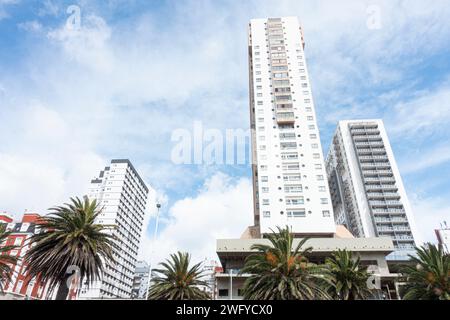 Gratte-ciel bâtiments à Mar del Plata , à Mar del Plata , Buenos Aires , Argentine Banque D'Images