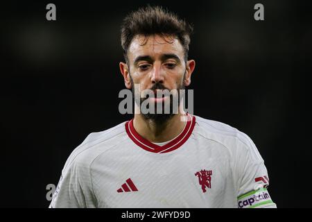 Wolverhampton, Royaume-Uni. 01 février 2024. Bruno Fernandes de Manchester United lors du match de Premier League Wolverhampton Wanderers vs Manchester United à Molineux, Wolverhampton, Royaume-Uni, le 1 février 2024 (photo de Gareth Evans/News Images) à Wolverhampton, Royaume-Uni le 2/1/2024. (Photo Gareth Evans/News Images/Sipa USA) crédit : SIPA USA/Alamy Live News Banque D'Images