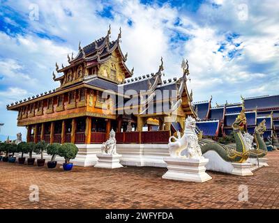 Wat Ban Den dans le district de Mae Taeng, Chiang Mai, Thaïlande Banque D'Images