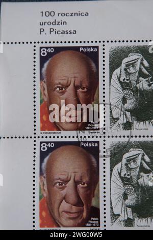 Timbres-poste consacrés à Pablo Picasso. Portrait et peinture. Pologne - circa 1981. Banque D'Images