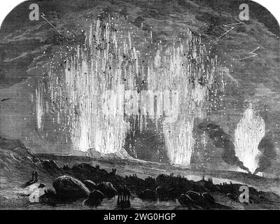L'éruption du Vésuve : les cratères à minuit, 1862. Le volcan '...in toute sa grandeur terrible, d'après un croquis du colonel Peard... une colonne noire s'éleva majestueusement, et fut emportée par le vent loin au-dessus de la mer, tandis que la foudre fourchue, pour ainsi dire, et des lumières brillantes telles que des bougies romaines, jouaient sur le cratère... a chaque tir qui a été tiré par la montagne il y avait un nuage de cendres... nous pouvions voir à intervalles des averses, non, des tempêtes, des cendres tombant comme des avalanches sur terre et mer, et encore les masses noires magnifiques roulent vers Capri, obscurcissant la côte qui se trouve opp Banque D'Images