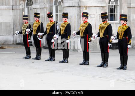 Gardes devant Horse Guards, entrée au palais St James, Londres, Angleterre, Grande-Bretagne Banque D'Images