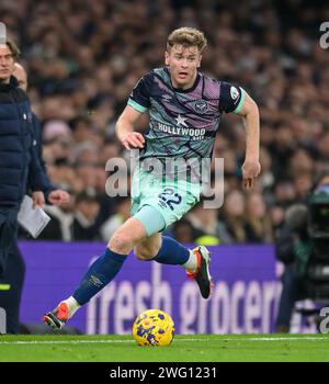 Londres, Royaume-Uni. 31 janvier 2024. 31 janvier 2024 - Tottenham Hotspur v Brentford - Premier League - Tottenham Hotspur Stadium. Nathan Collins de Brentford en action. Crédit photo : Mark pain/Alamy Live News Banque D'Images