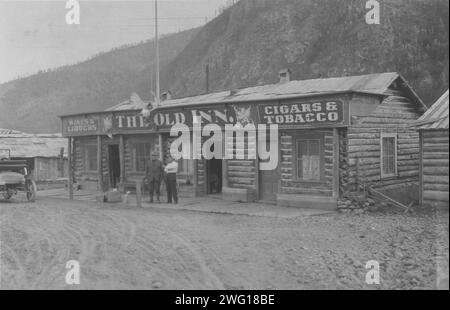 The Old Inn, entre c1900 et 1916. Banque D'Images