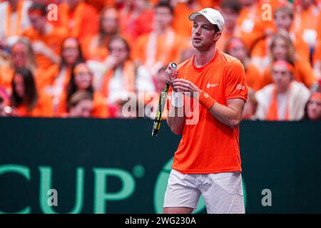 Groningen, pays-Bas. 02 février 2024. GRONINGEN, PAYS-BAS - 2 FÉVRIER : Botic van de Zandschulp des pays-Bas regarde lors du match de qualification de la coupe Davis 2024 entre les pays-Bas et la Suisse à Martiniplaza le 2 février 2024 à Groningen, pays-Bas. (Photo Andre Weening/Orange Pictures) crédit : Orange pics BV/Alamy Live News Banque D'Images