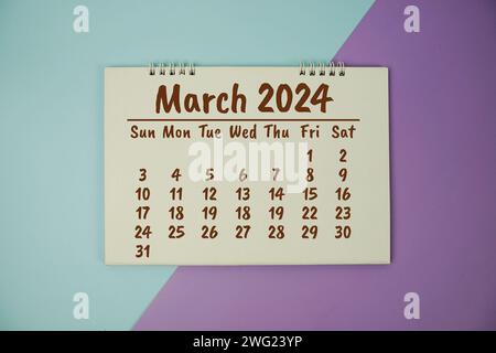 Calendrier annuel mensuel de bureau de mars 2024 pour la planification et la gestion Banque D'Images