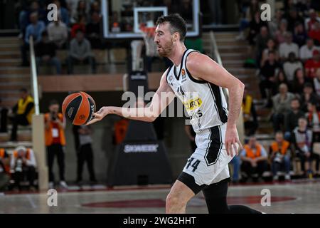 Monaco, Monaco. 31 janvier 2024. Le joueur de Belgrade #44 Frank Kaminsky vu en action lors du match de Basketball Turkish Airlines Euroleague entre L'AS Monaco et le KK Partizan Belgrade à la salle Gaston Medecin. Score final : AS Monaco 85 - 70 KK Partizan Belgrade. (Photo Laurent Coust/SOPA Images/Sipa USA) crédit : SIPA USA/Alamy Live News Banque D'Images