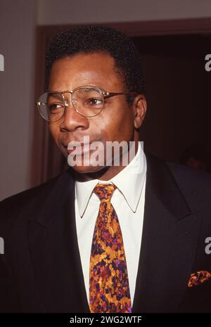 **PHOTO DE FICHIER** Carl Weathers est décédé** Carl Weathers avril 1991 crédit : Ralph Dominguez/MediaPunch Banque D'Images