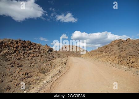 Route de terre à travers Lake Mead National Recreation Area, Nevada Banque D'Images