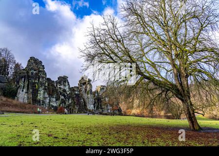 Die Externsteine, eine Sandstein Felsformtation, im Teutoburger Wald, BEI Horn-Bad Meinberg, Kreis Lippe, NRW, Deutschland, Externsteine *** l'Externsteine, une formation rocheuse de grès, dans la forêt de Teutoburg, près de Horn Bad Meinberg, district de Lippe, NRW, Allemagne, Externsteine Banque D'Images