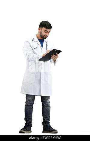 Le médecin, en pleine hauteur, sur fond blanc, écrit Banque D'Images