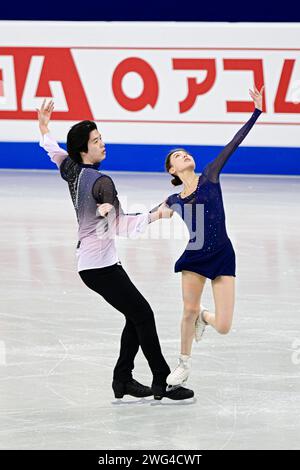 Shanghai, Chine. 03 février 2024. Yuchen WANG & Lei ZHU (CHN), lors du Patinage libre par paires, lors des Championnats de patinage artistique des quatre continents de l'ISU 2024, au SPD Bank Oriental Sports Center, le 3 février 2024 à Shanghai, en Chine. (Photo de Raniero Corbelletti/AFLO) crédit : AFLO Co. Ltd./Alamy Live News Banque D'Images