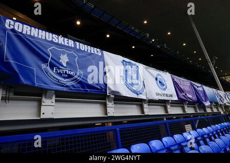 Liverpool, Royaume-Uni. 03 février 2024. Bannières Everton à l'intérieur du stade avant le match de Premier League Everton vs Tottenham Hotspur à Goodison Park, Liverpool, Royaume-Uni, le 3 février 2024 (photo de Conor Molloy/News Images) à Liverpool, Royaume-Uni le 2/3/2024. (Photo de Conor Molloy/News Images/Sipa USA) crédit : SIPA USA/Alamy Live News Banque D'Images