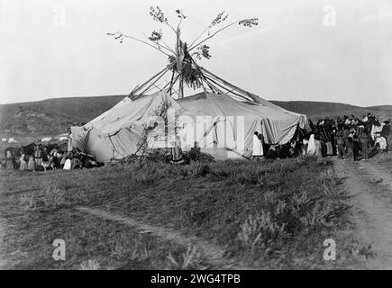 Danse du soleil dans Progress-Cheyenne, c1910. Banque D'Images