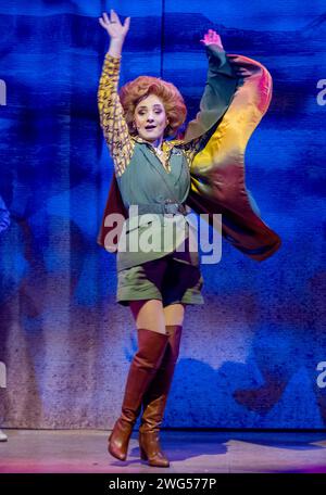 Victoria Hamilton-Barritt : Constance Lily dans Bronco Billy The musical au Charing Cross Theatre, Londres, Royaume-Uni - 30 janvier 2024 photo de Roger Alarcon Banque D'Images