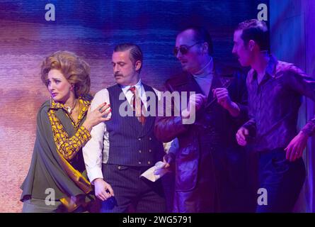 Victoria Hamilton-Barritt : Constance Lily dans Bronco Billy The musical au Charing Cross Theatre, Londres, Royaume-Uni - 30 janvier 2024 photo de Roger Alarcon Banque D'Images