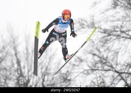 Willingen, Allemagne. 03 février 2024. Ski nordique, saut à ski : coupe du monde, grande colline, femmes. Kaharina Schmid saute. Crédit : Swen Pförtner/dpa/Alamy Live News Banque D'Images