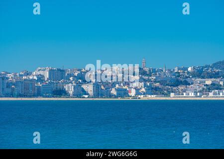 Vue panoramique de la ville de Tanger sur la côte du détroit de Gibraltar, Maroc Banque D'Images