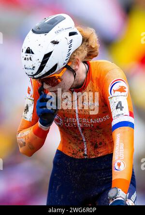 Tabor, République tchèque. 03 février 2024. TABOR - Puck Pieterse lors de la course féminine aux championnats du monde de cyclocross à Tabor, République tchèque. ANP IRIS VAN DEN BROEK crédit : ANP/Alamy Live News Banque D'Images