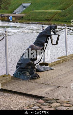 Klaipėda sculpture fantôme noire en Lituanie Banque D'Images