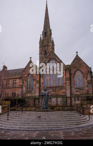 Prog Cathédrale Marie : une oasis spirituelle au cœur de Newcastle vu de derrière. Banque D'Images