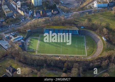 Luftbild, Westfaliastadion, Stadion am Schloss Strünkede des SC 04 Westfalia Herne, Baukau, Herne, Ruhrgebiet, Rhénanie-du-Nord-Westphalie, Deutschland ACHTUNGxMINDESTHONORARx60xEURO *** vue aérienne, Westfaliastadion, stade de Strünkede Castle of SC 04 Westfalia Herne, Baukau, Herne, région de la Ruhr, Rhénanie du Nord-Westphalie, Allemagne ATTENTIONxMINDESTHONORARx60xEURO Banque D'Images