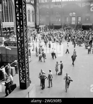 Hall principal, Pennsylvania Station, New York City, New York, États-Unis, Marjory Collins, U.S. Office of War information, août 1942 Banque D'Images