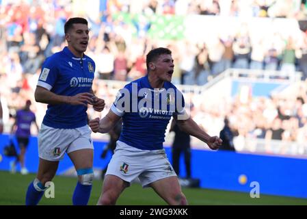 Rome, Latium, Italie. 3 février 2024. ROME, ITALIE 2024/02/03 : Alessandro Garbisi, Scrum moitié de l'équipe italienne, a marqué un essai au Stade Olympique de Rome, lors du premier match de Guinness six Nations 2024, entre l'Italie et l'Angleterre. À la fin du match, l'équipe d'Angleterre a remporté le match avec le score de 27-24. (Image de crédit : © Pasquale Gargano/Pacific Press via ZUMA Press Wire) USAGE ÉDITORIAL SEULEMENT! Non destiné à UN USAGE commercial ! Crédit : ZUMA Press, Inc./Alamy Live News Banque D'Images