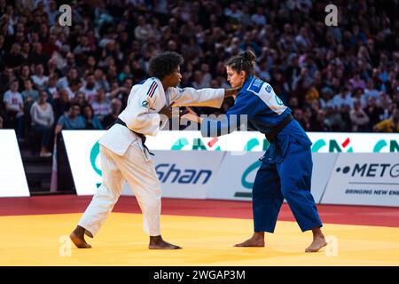 Miriam BUTKEREIT (GER) contre Marie Eve GAHIE (FRA), finale féminine -70Kg, lors du Grand Chelem 2024 de Paris, JF Judo le 3 février 2024 à l'Accor Arena de Paris, France - photo Alexandre Martins/DPPI crédit : DPPI Media/Alamy Live News Banque D'Images