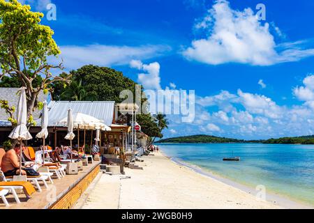 Façade et installations de l'hôtel sur la plage de Chaweng, Ko Samui, Thaïlande Banque D'Images